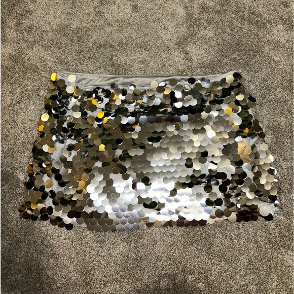 BRAND NEW urban outfitters sparkly skirt size large - Picture 2 of 5